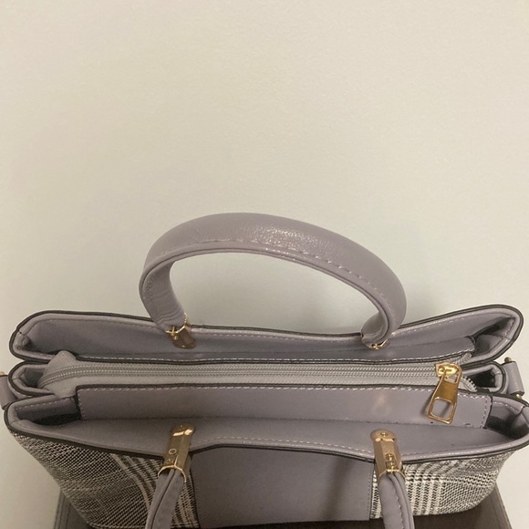 Charles & Keith Handbag - Picture 8 of 13